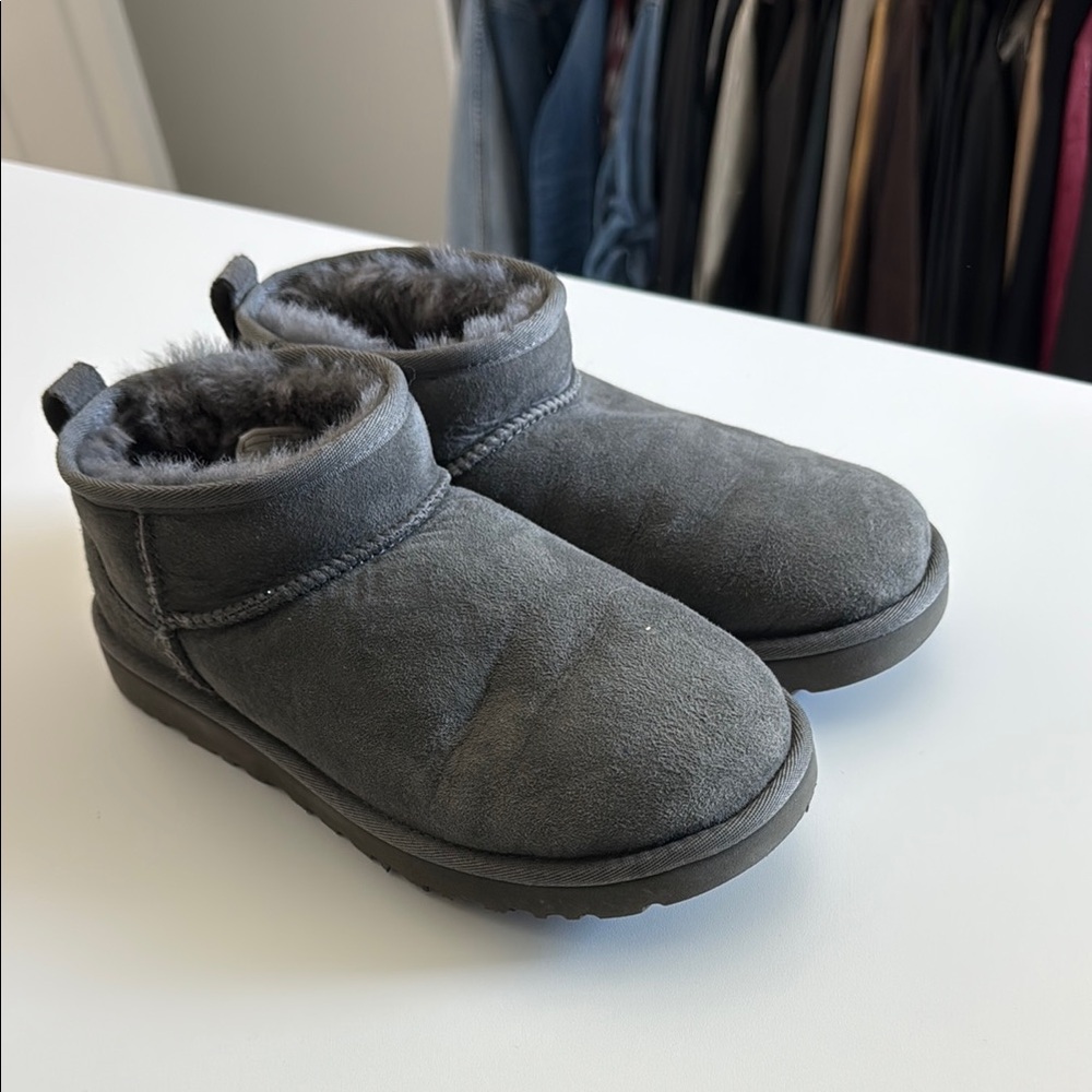 UGG Ultra Mini Boot Slippers